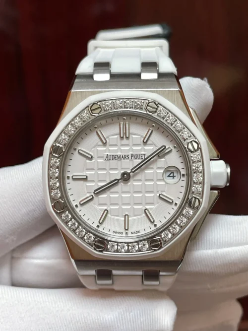 Audemars Piguet Diamond-Set Quartz Watch 37mm