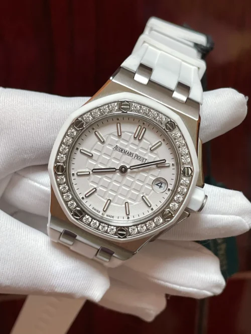 Audemars Piguet Diamond-Set Quartz Watch 37mm
