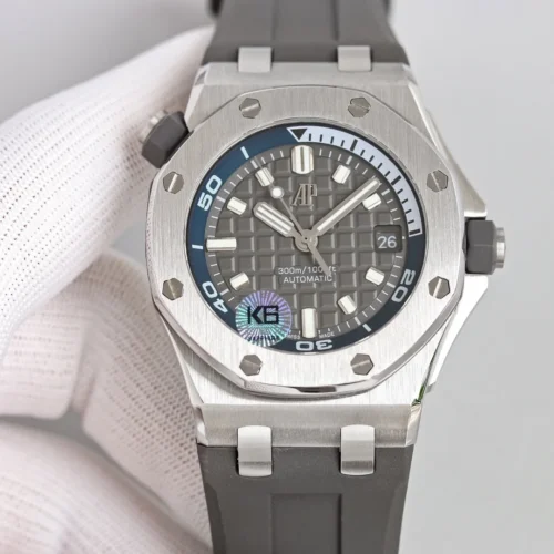 Audemars Piguet Royal Oak Offshore 15720 Watch 42mm Diver