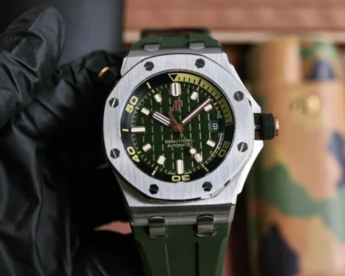 Audemars Piguet 15720 Watch Diver