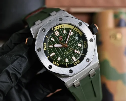 Audemars Piguet 15720 Watch Diver
