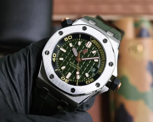 Audemars Piguet 15720 Watch Diver
