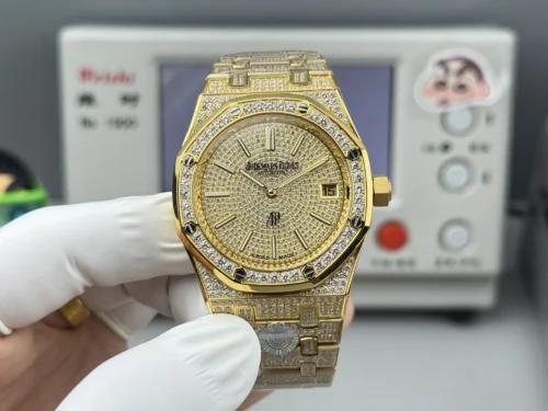 Audemars Piguet Royal Oak Diamond-Set Watch 39mm Slim Case