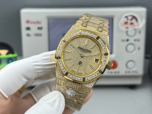 Audemars Piguet Royal Oak Diamond-Set Watch 39mm Slim Case