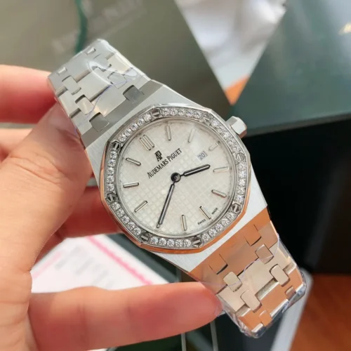 Audemars Piguet Royal Oak 67651ST.ZZ.1261ST.01 Women's Quartz Watch 33mm