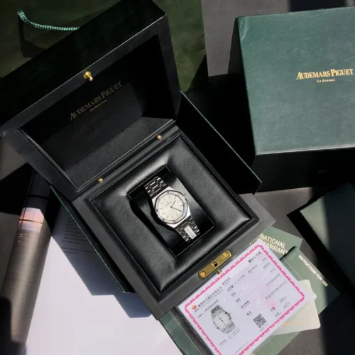Audemars Piguet Royal Oak 67651ST.ZZ.1261ST.01 Women's Watch SKU AP0221