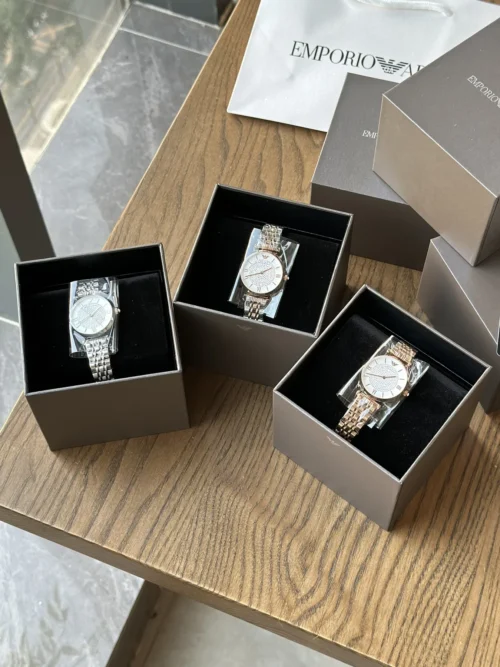 Armani Diamond-Set Watch 32mm SKU ARMANI0003