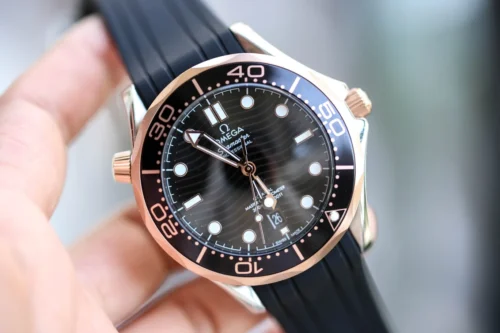 Omega Seamaster Luminous Dial Automatic Watch 42mm Rubber Strap