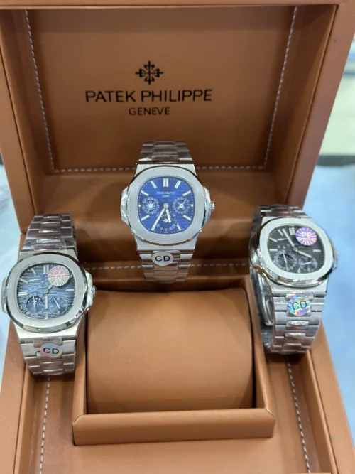 Patek Philippe Nautilus 5712 Automatic Watch