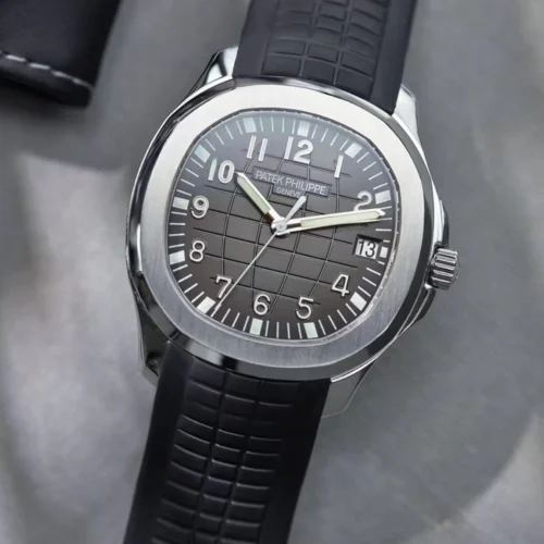 Patek Philippe Aquanaut 5167a Slim Case Automatic Watch 40mm Rubber Strap