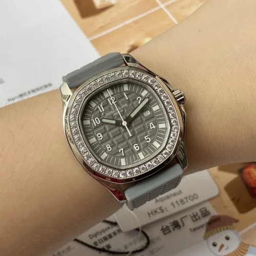Patek Philippe Aquanaut Women's Gray Dial Watch Slim Case