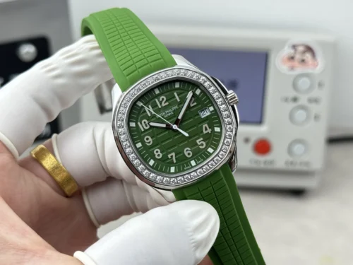 Patek Philippe Aquanaut Quartz Watch 38mm