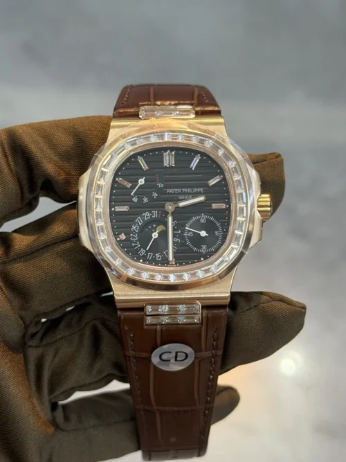 Patek Philippe 5712GR-001 Automatic Watch