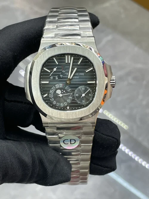 Patek Philippe Nautilus 5712 Men's Rose Gold-Tone Watch