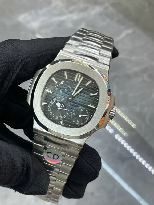 Patek Philippe Nautilus 5712 Men's Rose Gold-Tone Watch