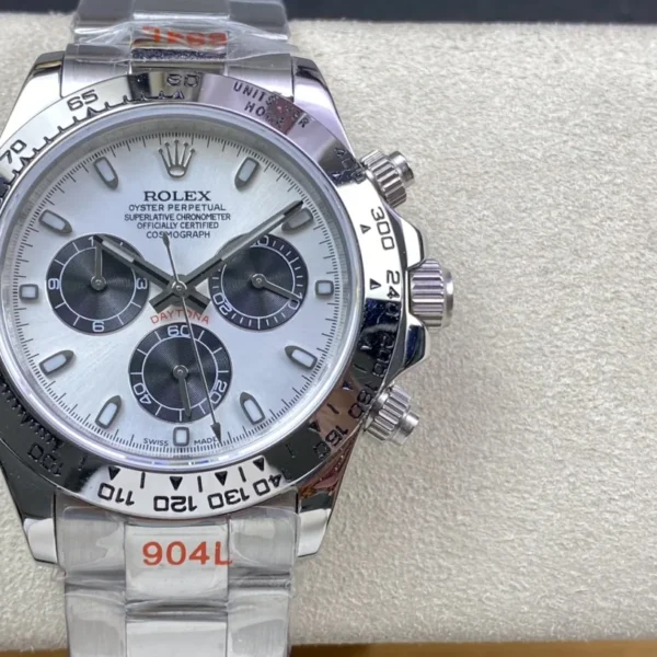 Rolex Cosmograph Daytona Luminous Dial Automatic Watch 40mm