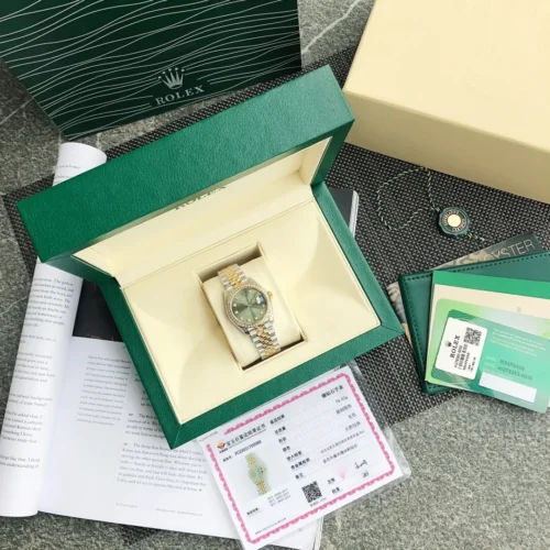 Rolex Datejust Women's Green Dial Watch 31mm Diamond-Set