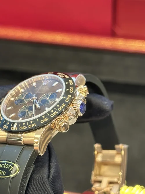 Rolex Cosmograph Daytona Slim Case Watch
