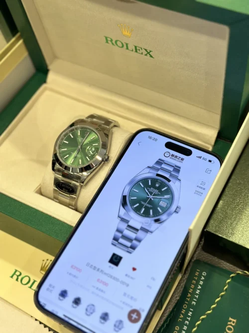 Rolex Datejust m126300-0019 Green Dial Automatic Watch 41mm