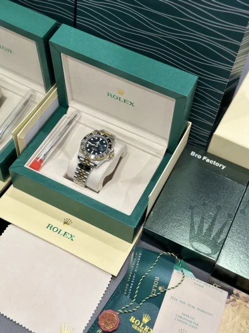 Rolex GMT-Master II m126713grnr-0001 Automatic Watch 40mm