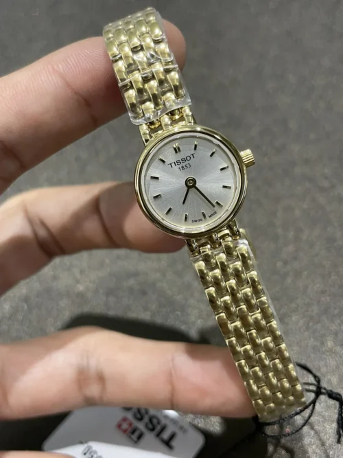 Tissot T058 Women's Mother-of-Pearl Dial Quartz Watch 19.5mm