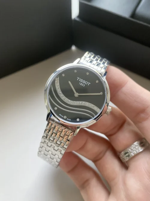 Tissot T124 Quartz Watch 32mm Stainless Steel Bracelet
